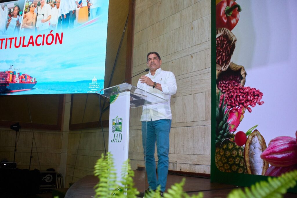 Agricultura apuesta a tecnificación e investigación para duplicar exportaciones 4 img 3422