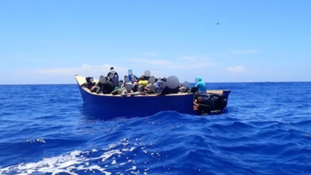 Detienen en aguas de Puerto Rico a 48 ciudadanos dominicanos, 16 haitianos y dos rumanos 4 img 3917