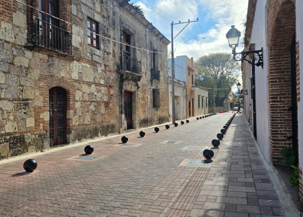 La Ciudad Colonial de Santo Domingo es reconocida como Destino Inteligente por España 4 img 4043 1