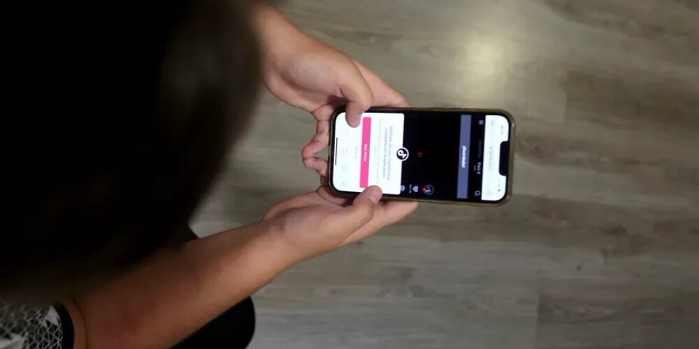 El 84 % de las adolescentes en España teme que la IA use sus fotos para crear contenido sexual falso 4 img 4051