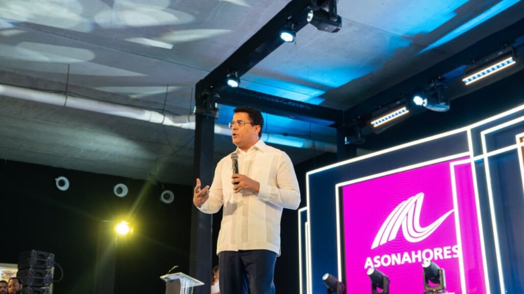 Collado propone declarar septiembre como Mes de la Gastronomía Dominicana 4 img 4127