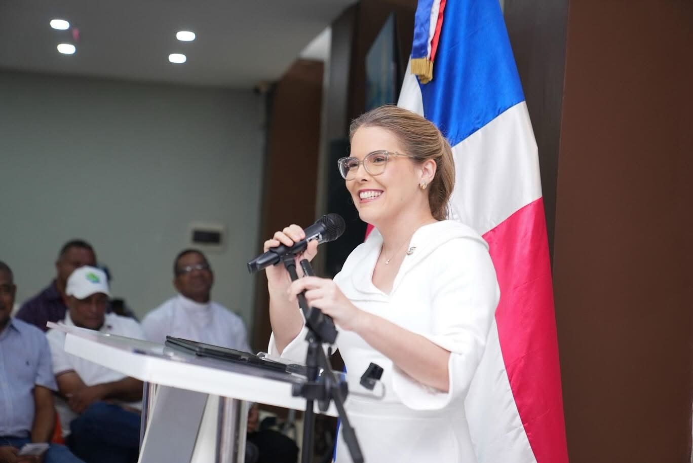 Diputada Carmen Ligia Barceló presenta informe legislativo de su primer año de gestión 2024–2025
