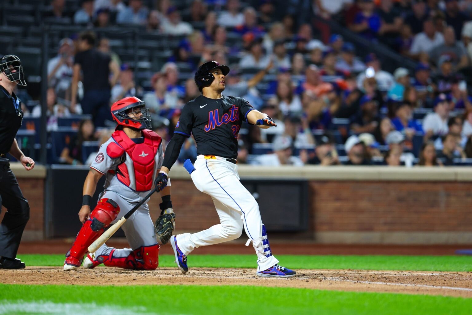 Juan Soto establece marca personal con su jonrón 42 de la temporada