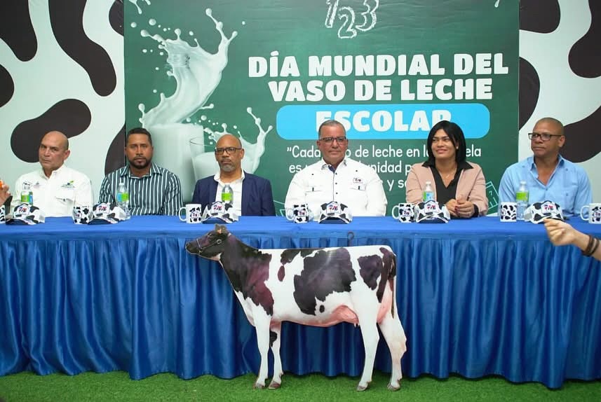 CONALECHE celebra en San Juan el Día Mundial del Vaso de Leche Escolar con charla educativa 4 img 4747