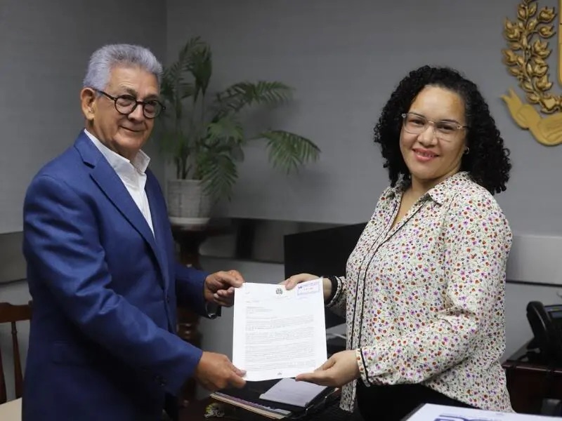 Poder Ejecutivo deposita en el Congreso Nacional proyecto de Ley de Presupuesto General del Estado 2026 4 img 4818
