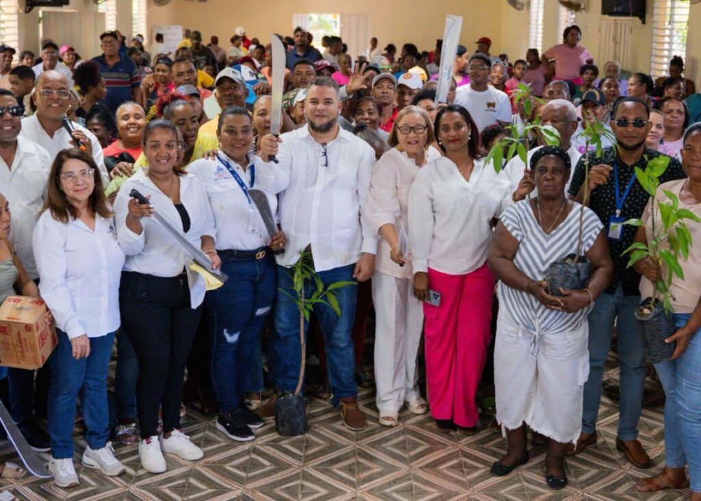 Hecmilio Galván resalta potencial de la provincia Barahona 4 img 4830