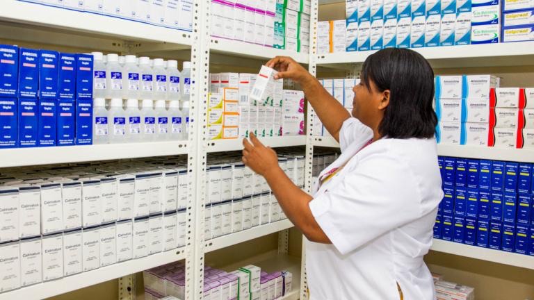 Gobierno afirma triplicó de 2,500 a 7,400 pacientes de medicamentos de alto costo desde 2020 4 img 4886