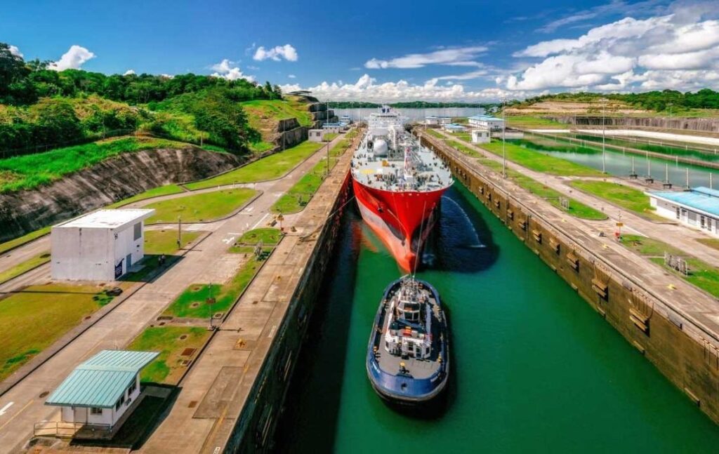 Canal de Panamá lanza nuevo programa de asignación de cupos de tránsito a largo plazo 4 img 4950