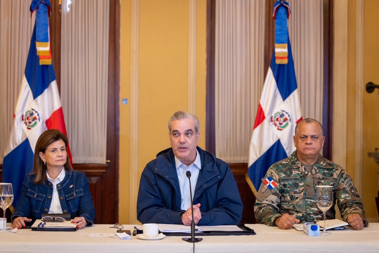 Presidente Abinader levanta medidas por huracán Melissa, excepto en Barahona, Pedernales, Bahoruco e Independencia; llama a la población al retorno de labores