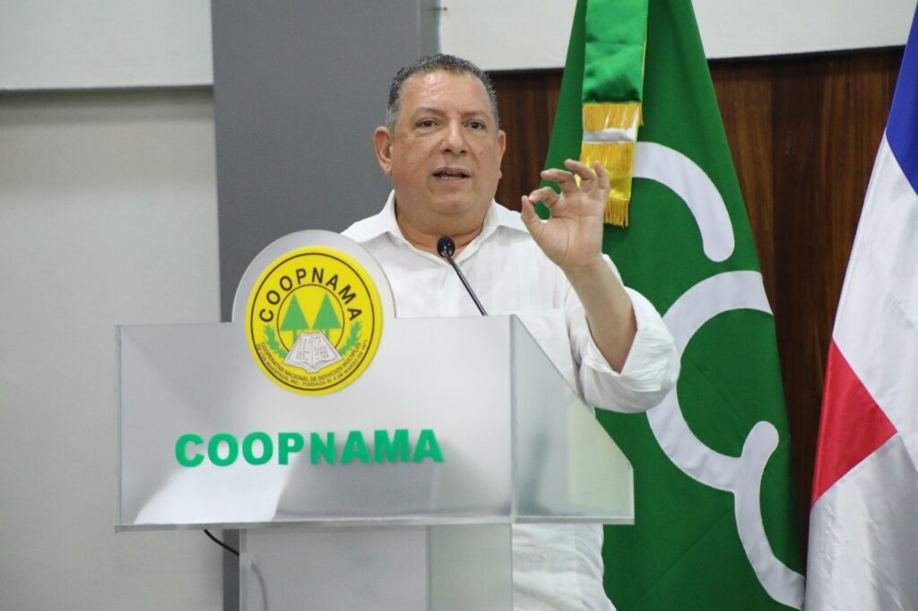 COOPNAMA reporta excedentes récord superiores a RD$6,200 millones durante su 54ª Asamblea General 2 img 5043