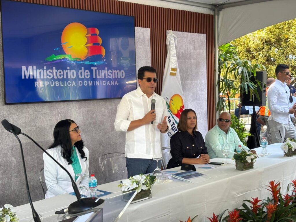 Collado: “La oposición ha mostrado respeto y no ha politizado el turismo” 1 img 5274