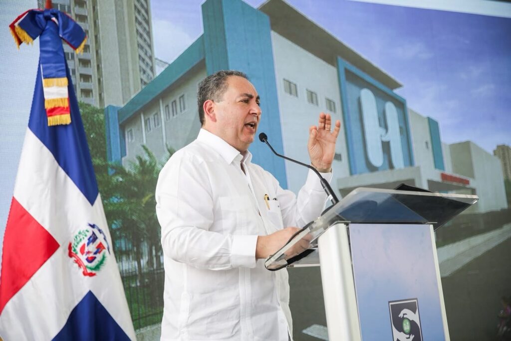 Inauguran nueva Emergencia y remozamiento Bloque Quirúrgico Hospital Arístides Fiallo, La Romana 1 img 5771