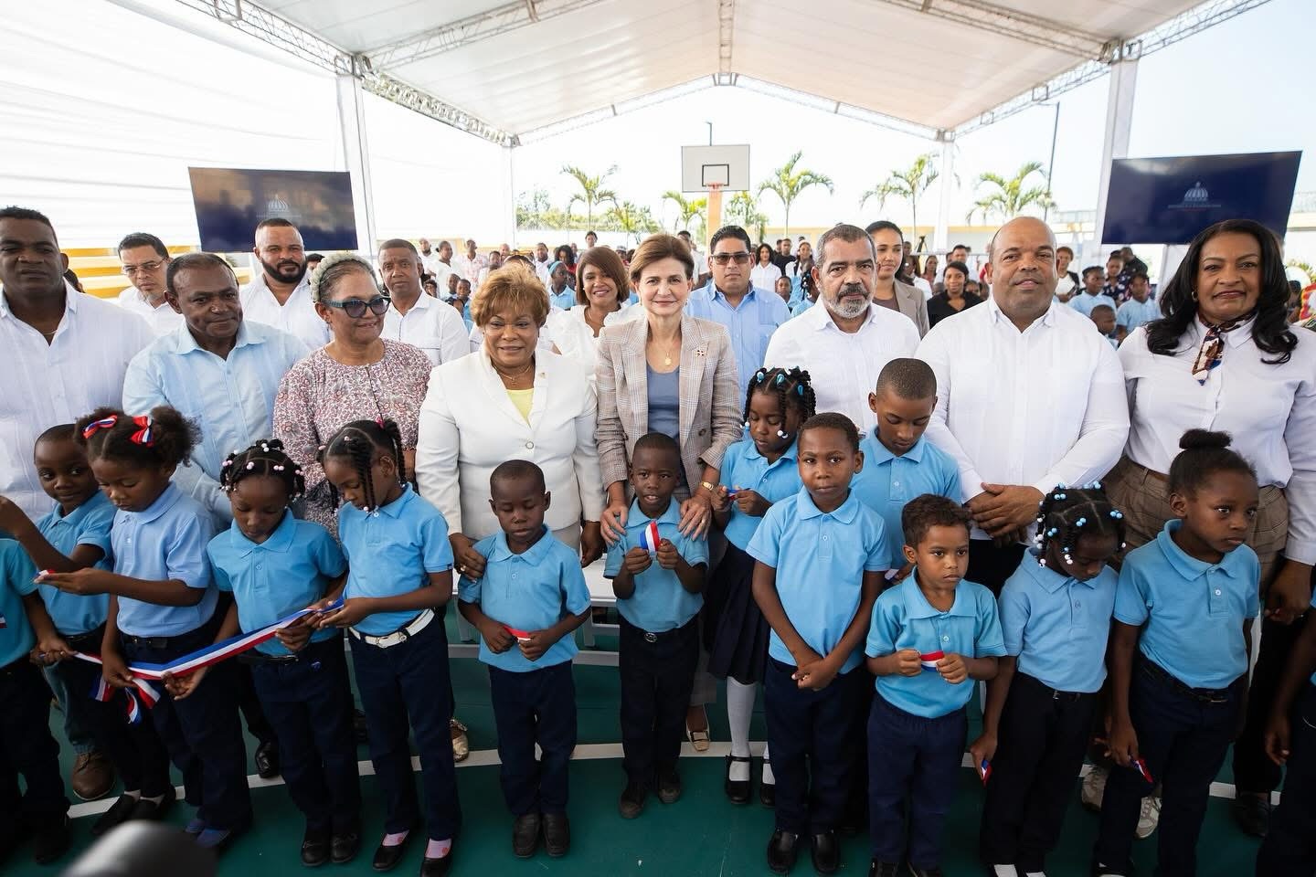 Gobierno inaugura moderno centro educativo en La Guáyiga que beneficiará a más de 400 estudiantes