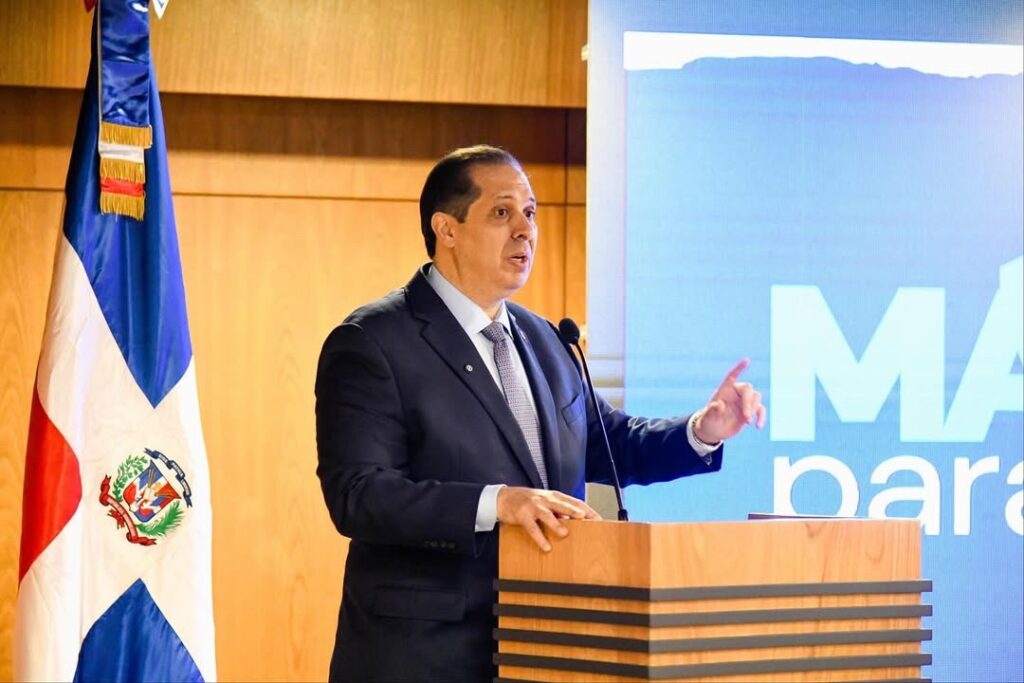 Ministerio de Salud presenta logros en cinco años de gestión: más hospitales, prevención y acceso a medicamentos 1 img 6116