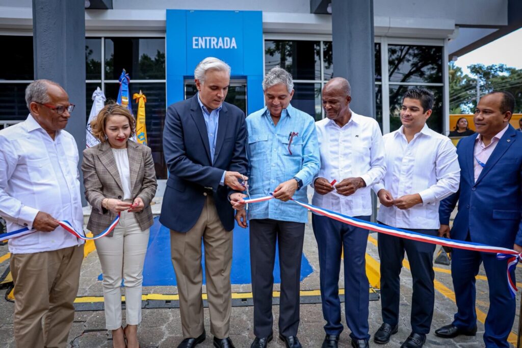 Gobierno inaugura Centro Georreferenciado de Control y Monitoreo 24/7 del sistema TRAE 1 img 6137