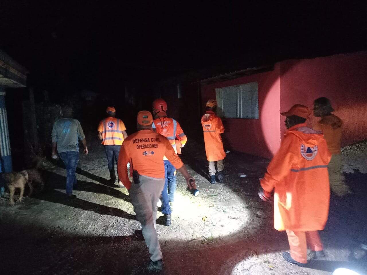 Fuerte ventarrón causa daños en 14 viviendas en Miches; deja 53 personas desplazadas