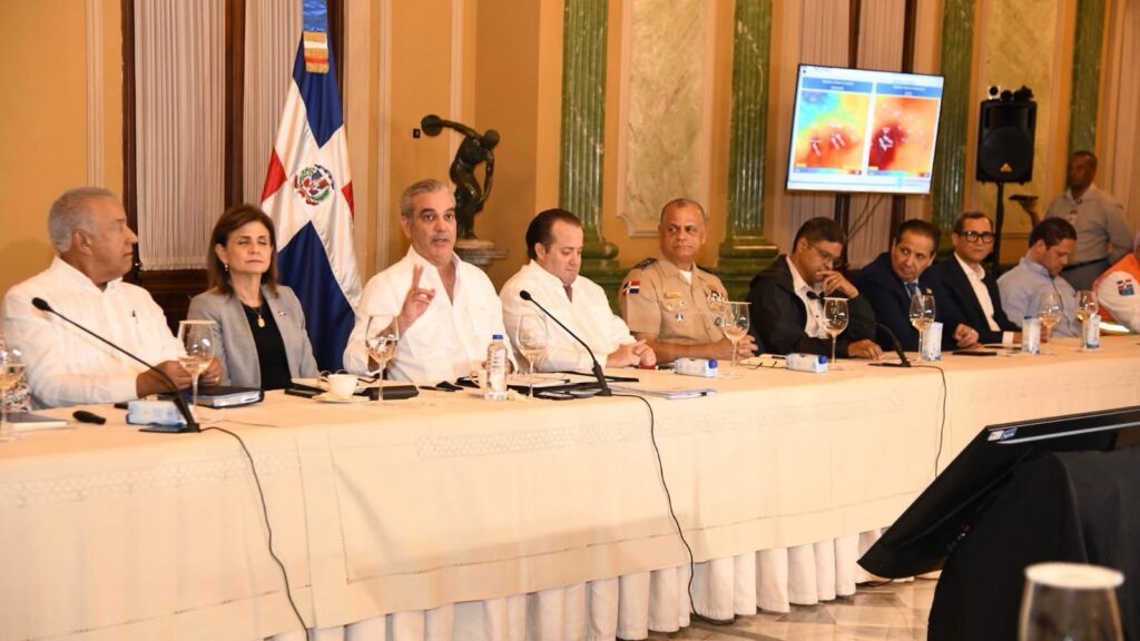 Tormenta Melissa: La jornada laboral será hasta la 1:00 PM y se suspende la docencia 1 img 6541