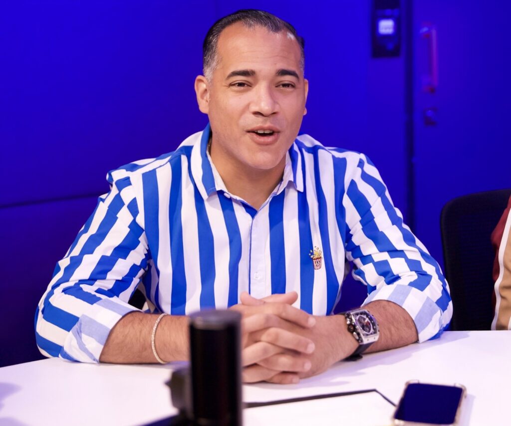 José Martínez Brito alerta sobre los “chiperos aéreos”: “Están estafando a la vista de todos” 1 img 6563