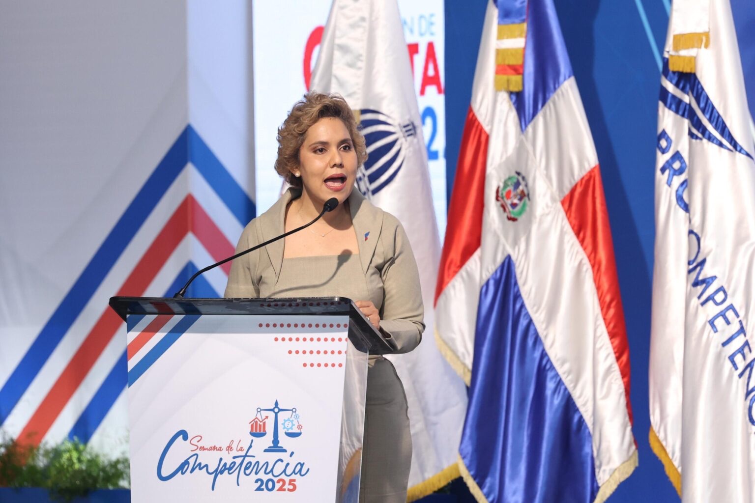 Ciudadanos podrán reportar irregularidades en el mercado en aplicación de ProCompetencia