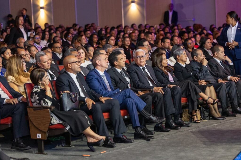 Presidente de la SCJ, Luis Henry Molina, destaca compromiso nacional del presidente Abinader con una justicia centrada en las personas y que fortalece la democracia 1 56516ae5 6453 413f 9f78 a4688ceaac12