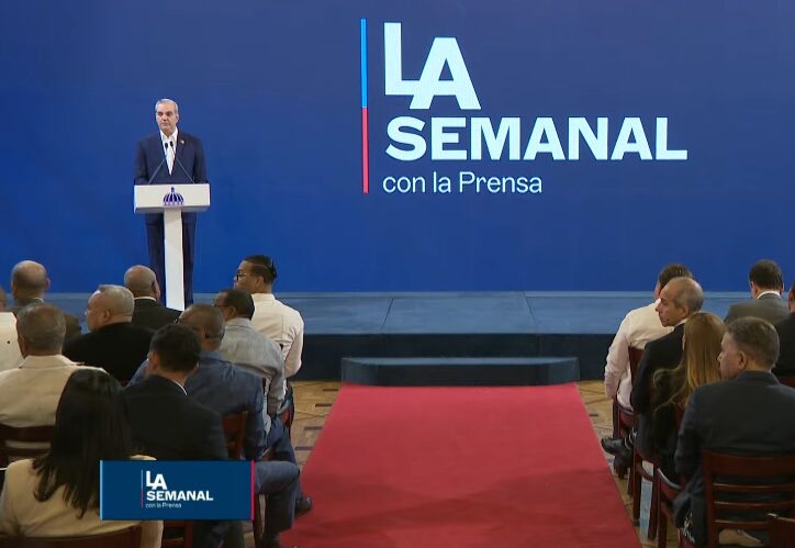 Abinader confirma que continúan suspendidos los vuelos comerciales entre RD y Venezuela