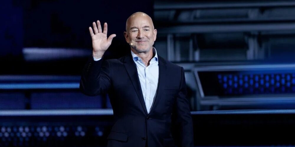 Jeff Bezos busca construir centros de datos en el espacio con su empresa Blue Origin 1 img 7666