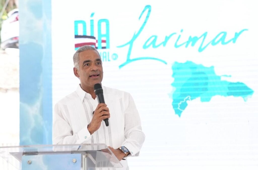 Mineros de Larimar ya cuentan con seguro de vida colectivo, anuncia Energía y Minas 1 img 8852