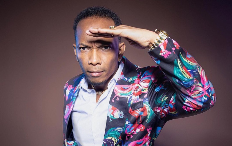 Eudis el Invencible arma la parranda en el Half Time de la Casa de Alofoke 2 1 img 9198