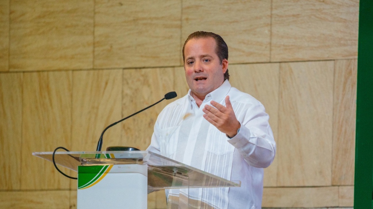 Población respalda ampliamente propuesta de Paliza de blindar partidos contra el lavado de activos