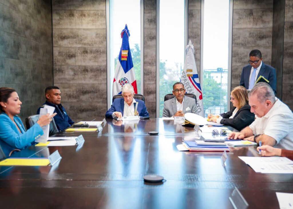 Departamento Aeroportuario activa plan de manejo de flujo de pasajeros en aeropuertos por festividades navideñas 1 img 9225
