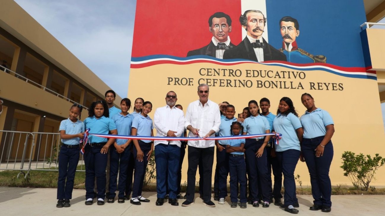 Abinader inaugura liceo para 840 estudiantes