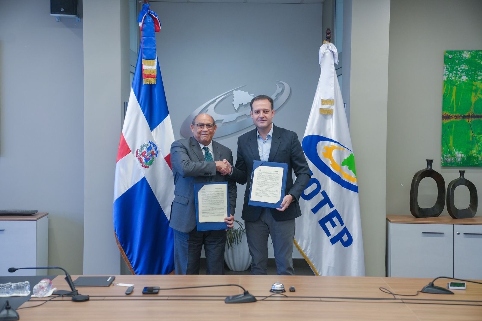 INFOTEP y ONNERA Group acuerdan impulsar formación técnica en lavandería y mantenimiento hotelero