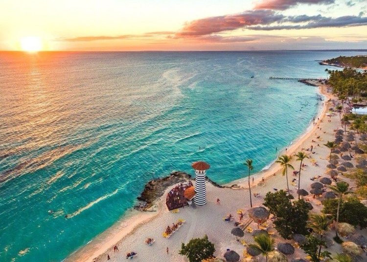 El 84.1% de los residentes de Bayahíbe percibe que la expansión del turismo ha incrementado las oportunidades de empleo 1 img 0086