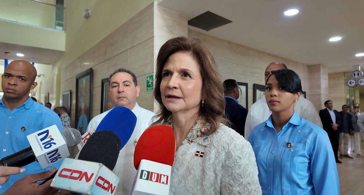 Vicepresidenta Raquel Peña califica como “inadmisible” el caso Cobra y asegura confianza en el MP