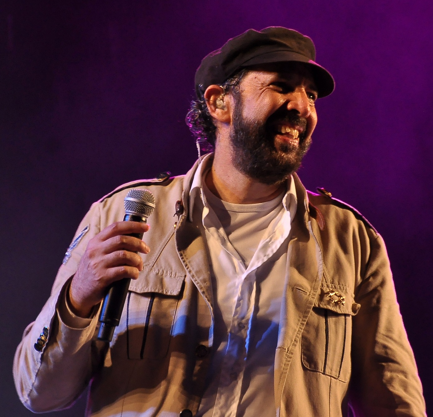 Juan Luis Guerra sorprende a fans al confirmar concierto en Santiago de los Caballeros