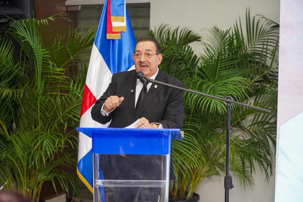 Cristóbal Castillo rinde cuentas de su gestión como senador de Hato Mayor 2 img 0480