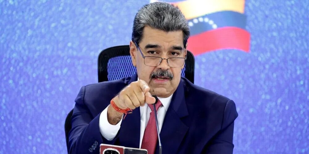 Maduro tacha de “piratería de corsarios” la confiscación de petroleros por parte de EE.UU.