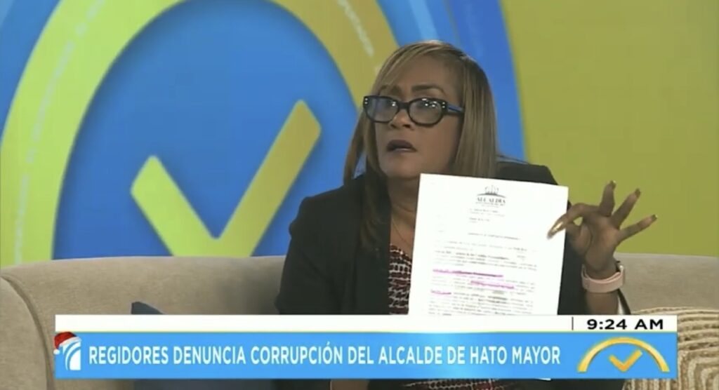 Regidora denuncia "caos administrativo" en el Ayuntamiento de Hato Mayor 1 img 9863