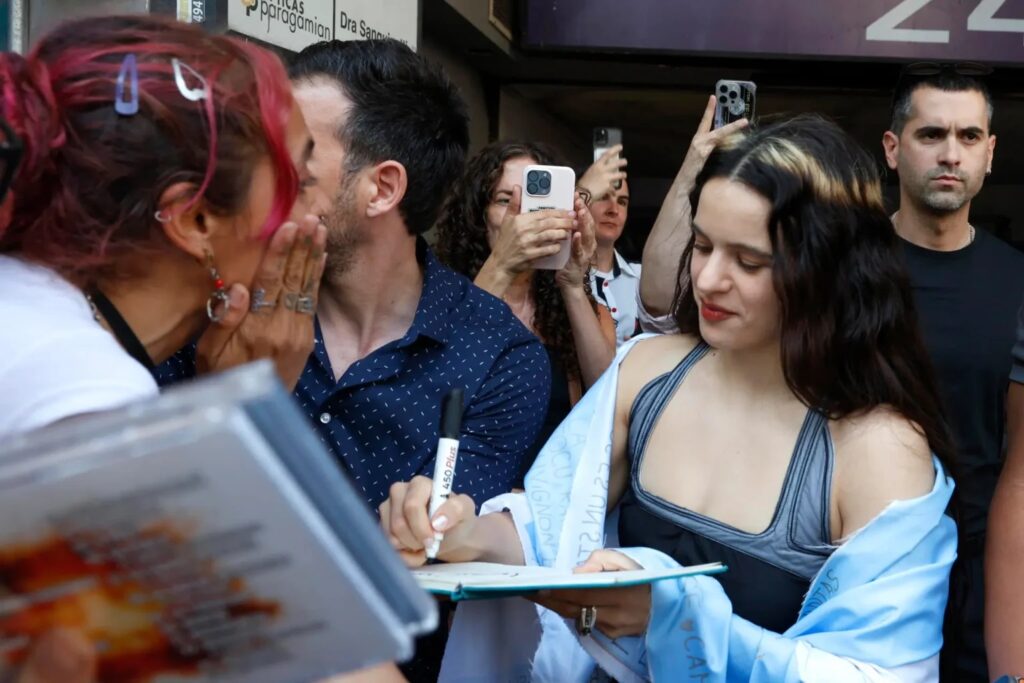 Rosalía y Bad Bunny, en la lista de los mejores discos de 2025 del New York Times 1 img 9990