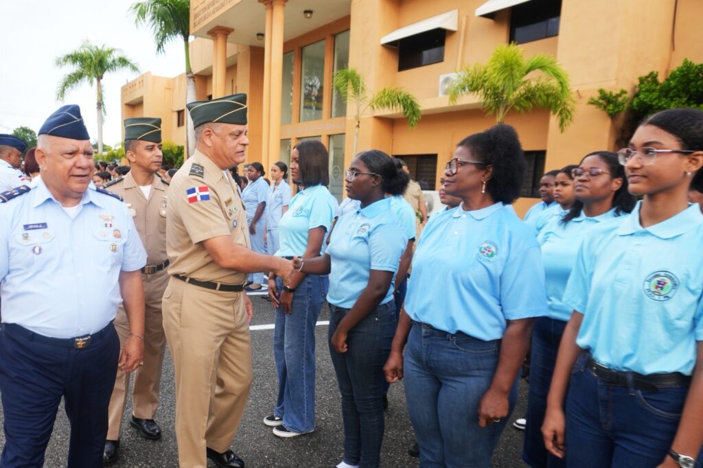 Ministerio de Defensa abre el año escolar 2026 de las Escuelas Vocacionales como eje de inclusión, productividad y desarrollo nacional 1 760de2f2 f617 4a74 bab5 94236b70944d