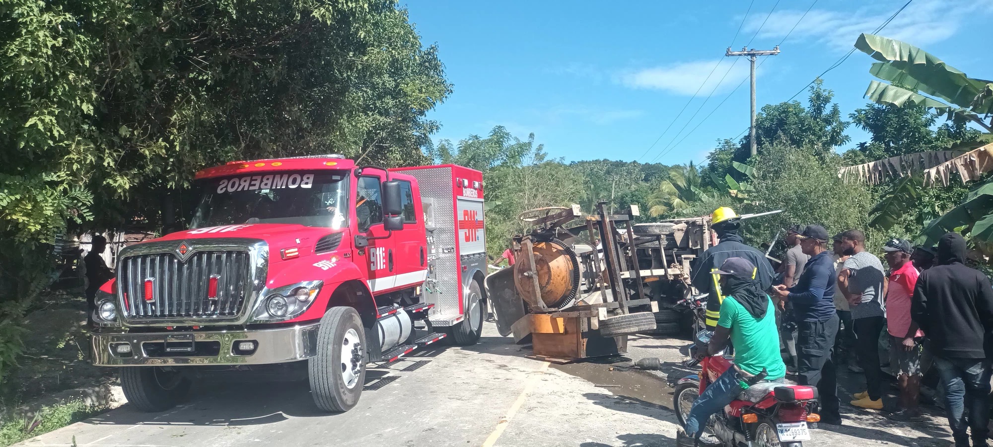 ACCIDENDE EN LA CARRETERA SABANA DE LA MAR/ MICHES; CUATRO HERIDOS.
