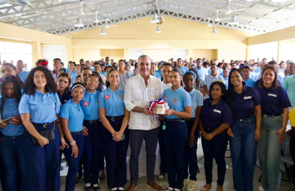 bd238c9e 1940 4785 bbe6 1d3243c4fcf1