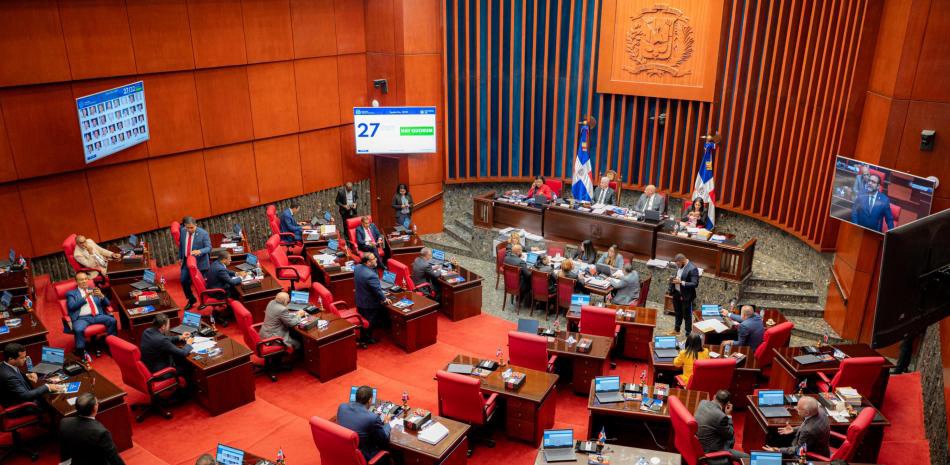 Senado aprueba eliminar prisión por incumplir ley que rige presupuesto de alcaldías