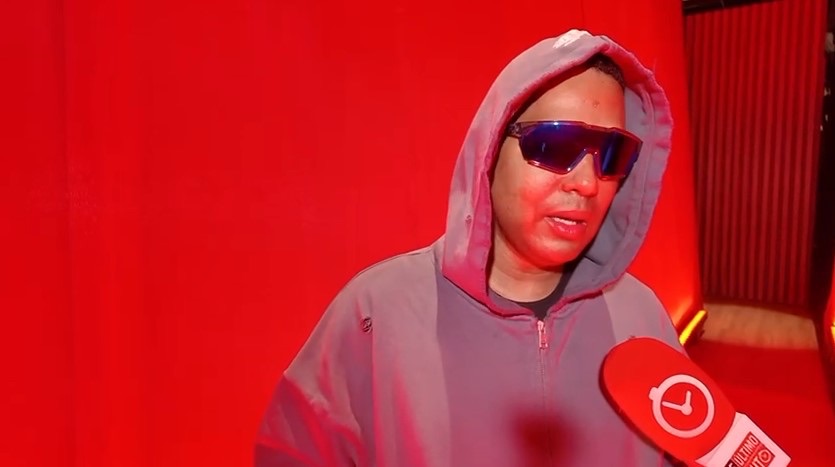 Santiago Matías celebra llegada de La Casa de Alofoke a Univisión