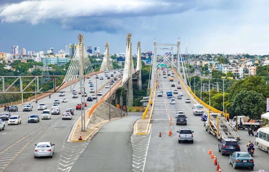 Puente Duarte es estructuralmente seguro tras inquietud pública, según autoridades 1 img 2753