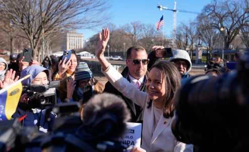 Machado dice a senadores de EEUU que hará de Venezuela un “escudo de seguridad” regional