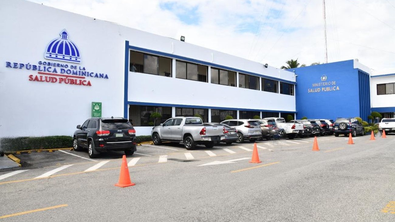 Salud Pública alerta sobre estafas en La Romana realizadas por falsos inspectores