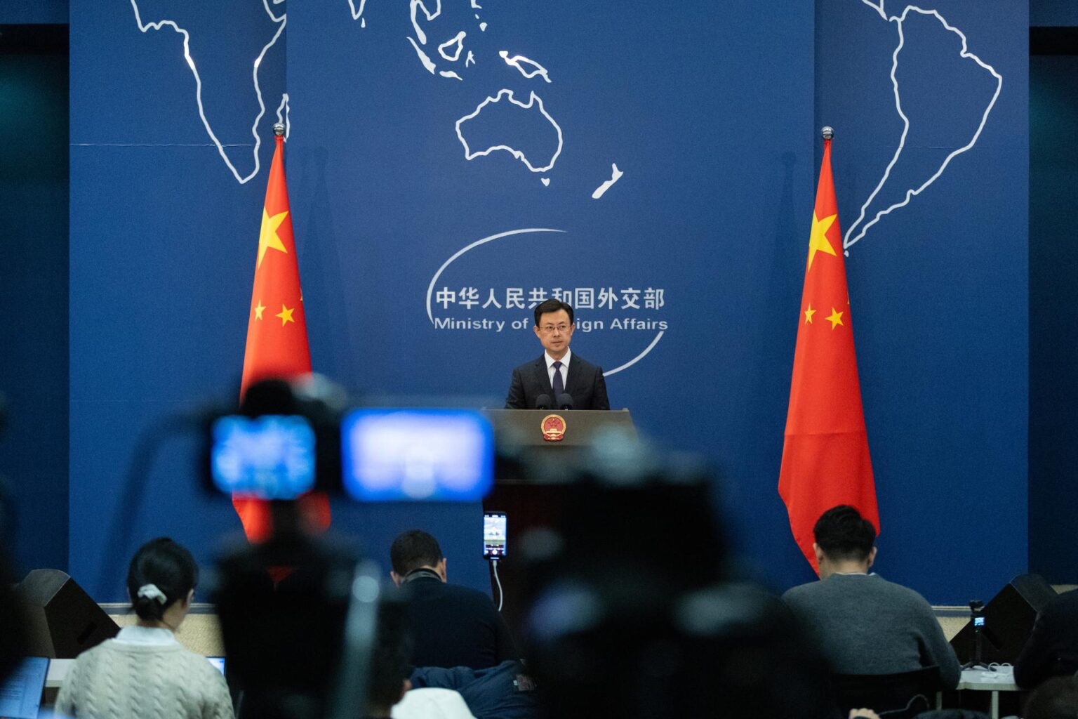 China confirma la invitación de EE.UU. a la Junta de Paz de Gaza, sin aclarar su respuesta