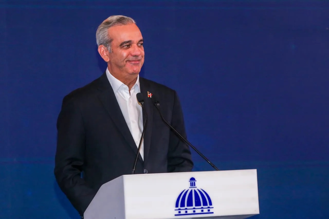 Abinader declara de alto interés público la creación del Jardín Botánico de San Juan de la Maguana