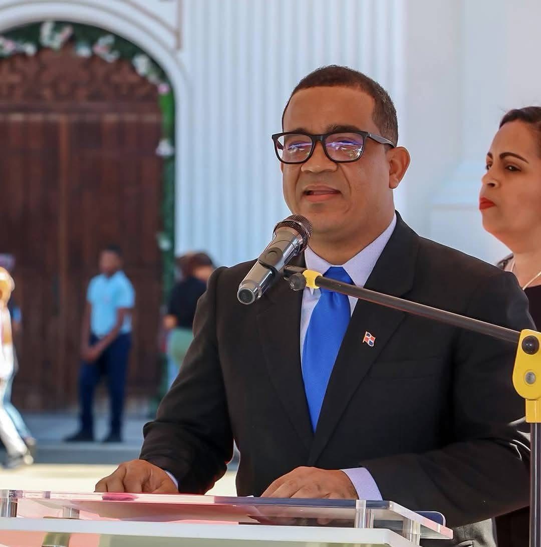 Piden al presidente Luis Abinader designar a Franklin Villa Nueva como director del ITLA